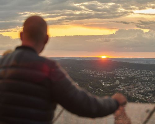 Vor oder nach dem Firmenlauf die beste Aussicht Stuttgarts genießen