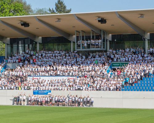 UPDATE: Die größten Teams am Start des 12. DEE-AOK Firmenlauf. 